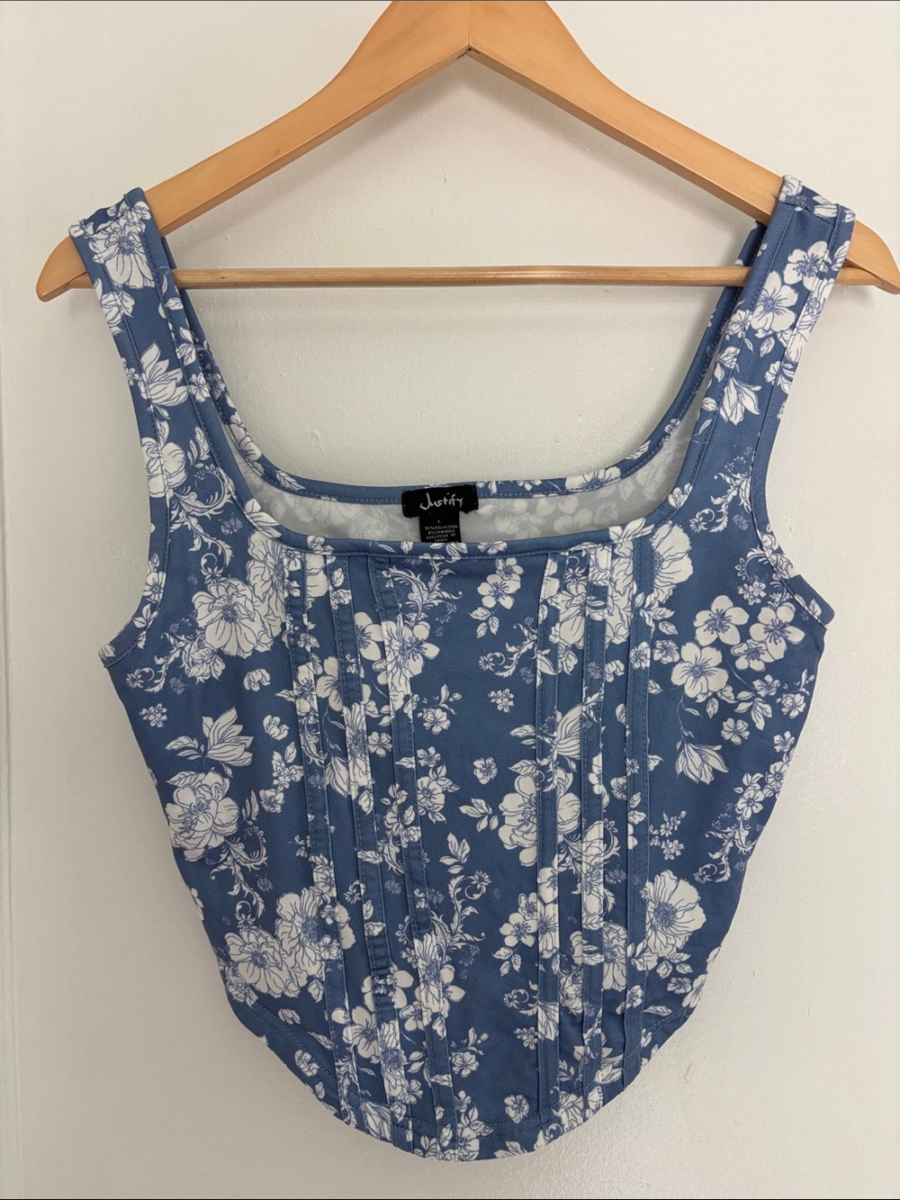 Justify Blue Floral Square-Neck Camisole size L